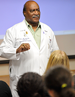 Accomplished medical professional speaks at NYLF Medicine